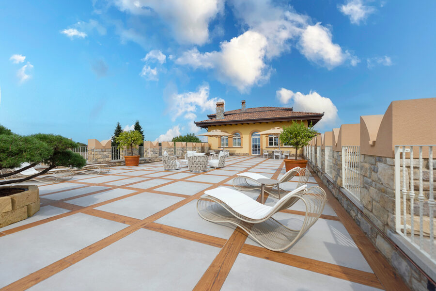 luxury hotel a Milano: veduta del Castello Il Codirosso
